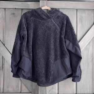 Nike Fuzzy Sweatshirt Size XL